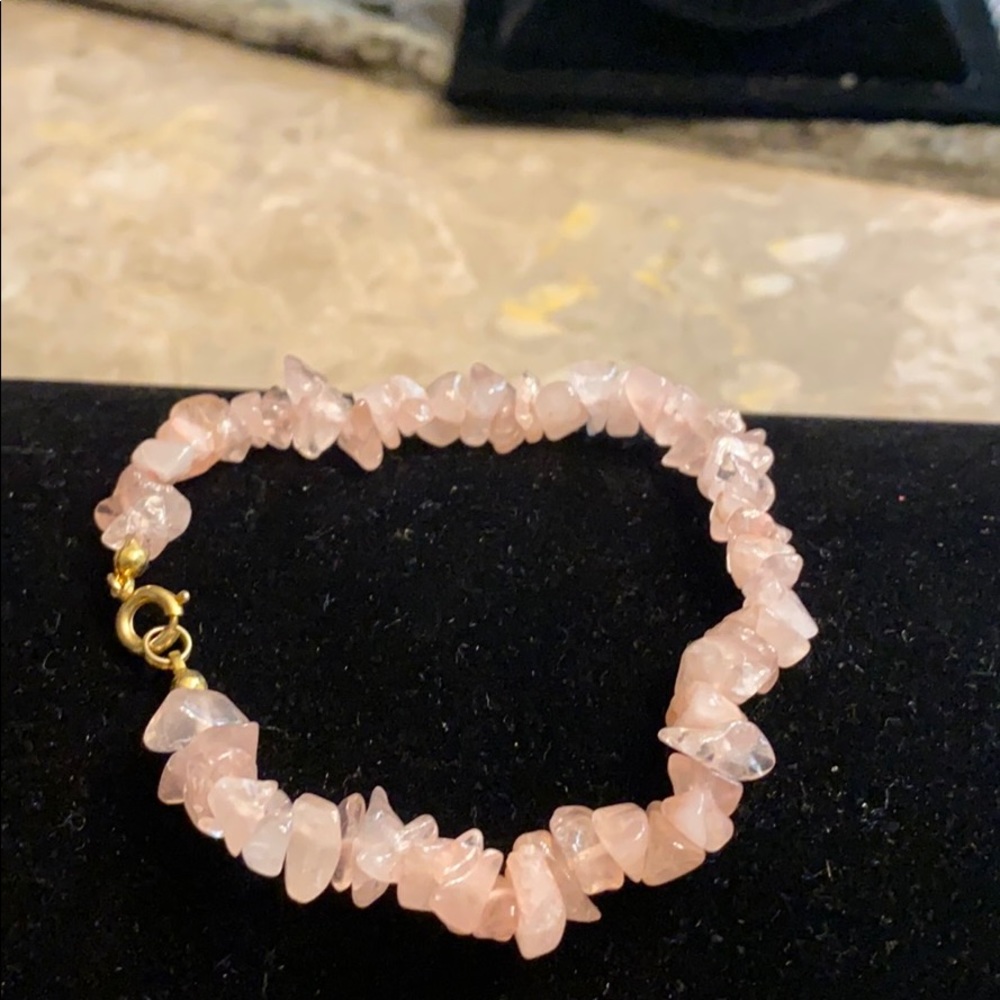 Rose quartz chip bracelet rough-cut